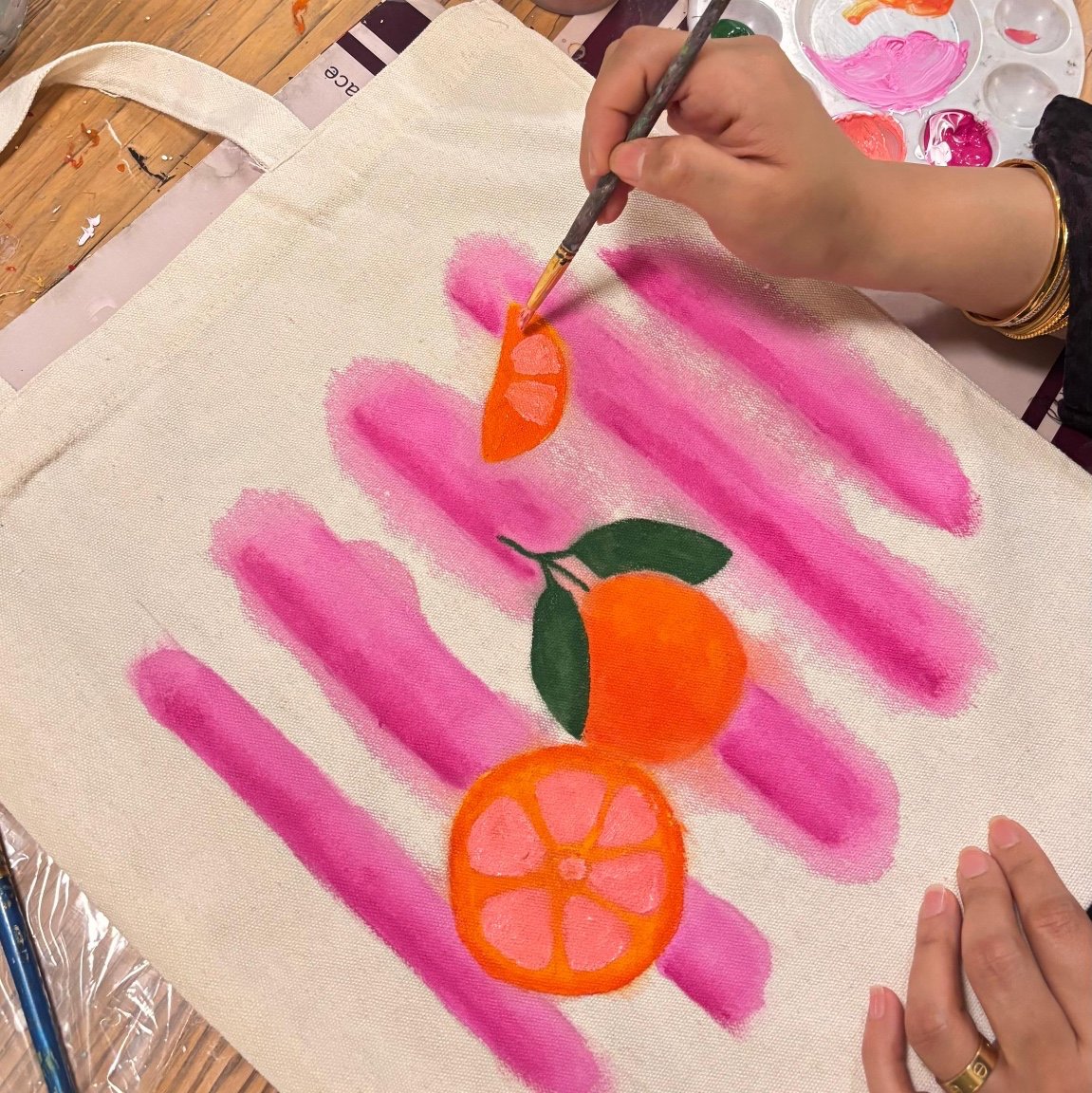ورشة الرسم على الحقيبة القماشية
